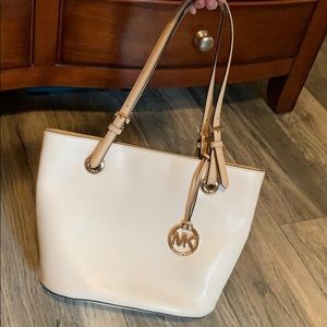 Michael Kors medium sized purse